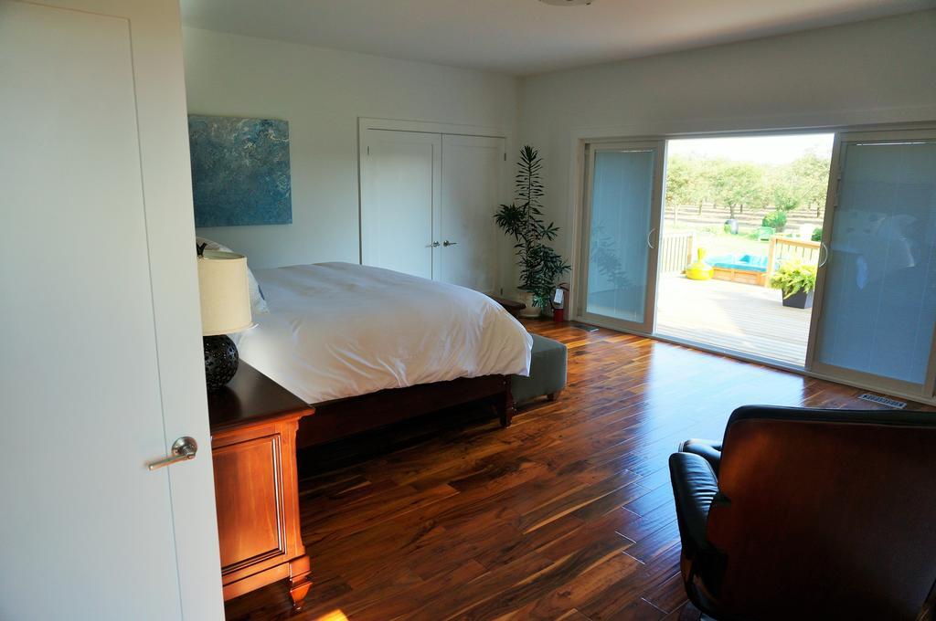 On The 6 Bed And Breakfast Niagara-on-the-Lake Kamer foto