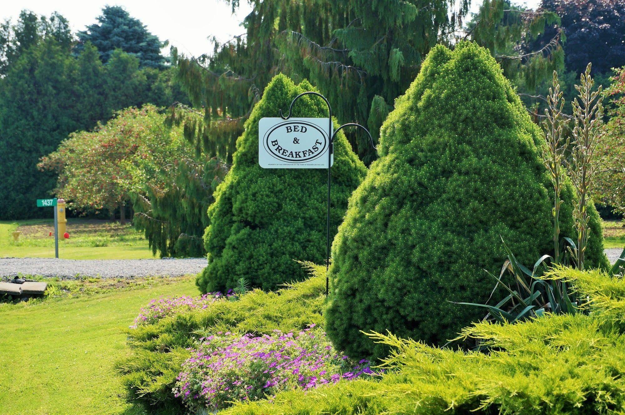 On The 6 Bed And Breakfast Niagara-on-the-Lake Buitenkant foto